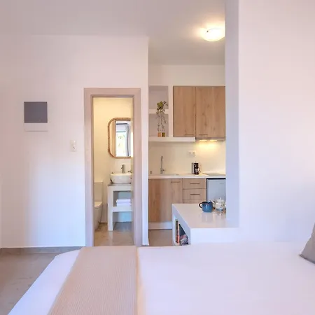 Niriis Mountain View Kymo * Batsi (Andros)